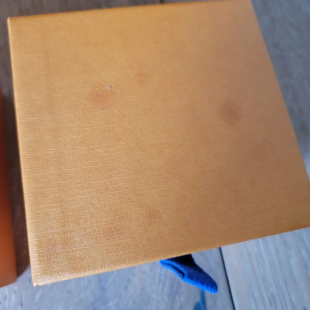 π― AUTHENTIC β¨οΈ Louis Vuitton Empty MINI Gift Boxes and Ribbon Set π - Picture 6 of 13